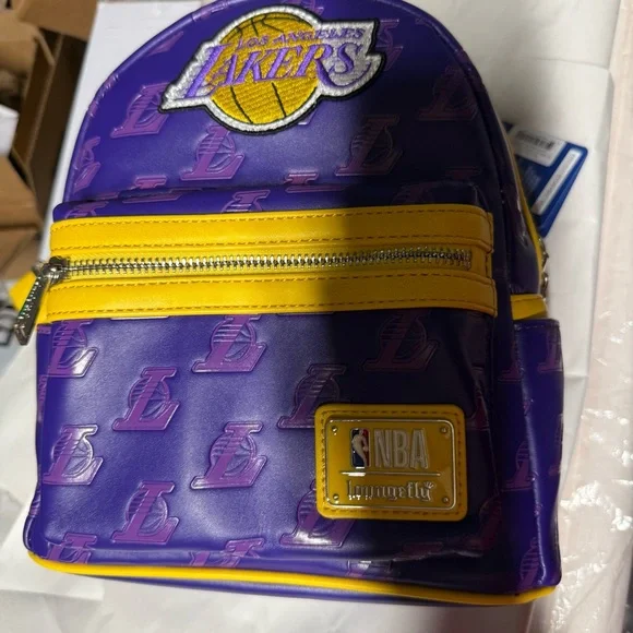 Loungefly Lakers backpack - Picture 2 of 7